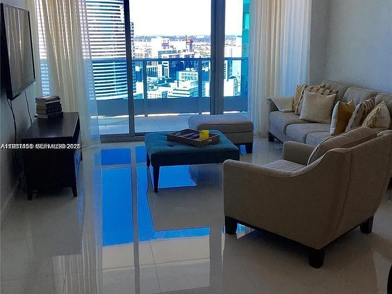 200 Biscayne Boulevard Way #3712 — Photo 7