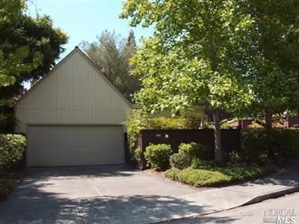 384 Avenida Barbera, Sonoma, CA 95476