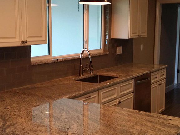 4th image of 6568 Tanglewood Dr NE
