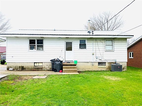 4th image of 929 Colfax Dr