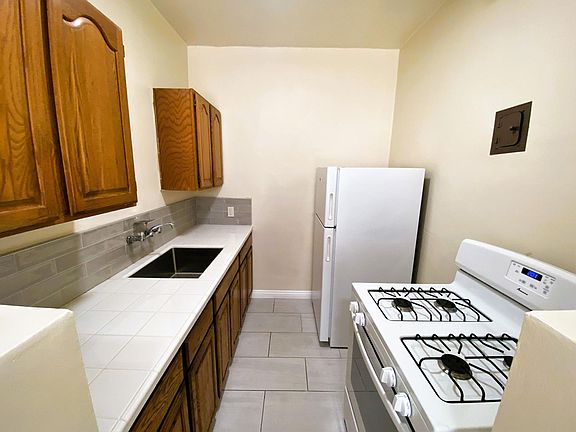 3rd image of 229 Atlantic Ave #208