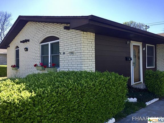3rd image of 1709 Janis Dr