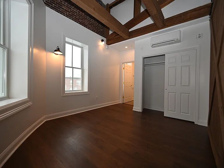 10 S Main St #4 — Photo 6
