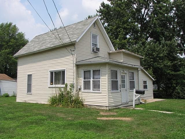 1st image of 242 W Bomford St