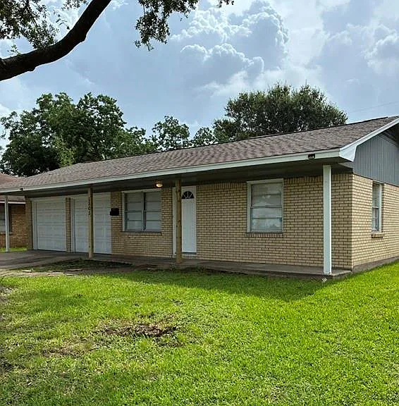 1805 Thelma Ln — Photo 2