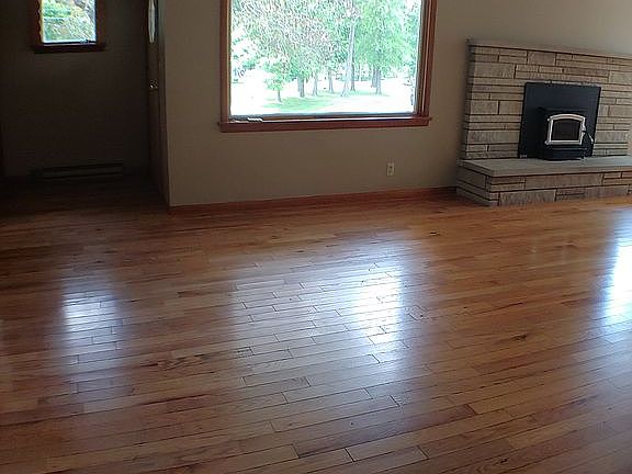 3rd image of 468 Overlook Dr NE