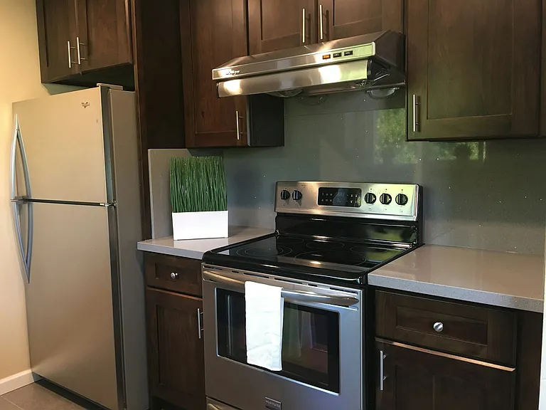 1229 W McKinley Ave #4 — Photo 4