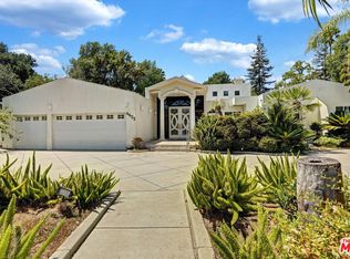 4623 Hayvenhurst Ave, Encino, CA 91436