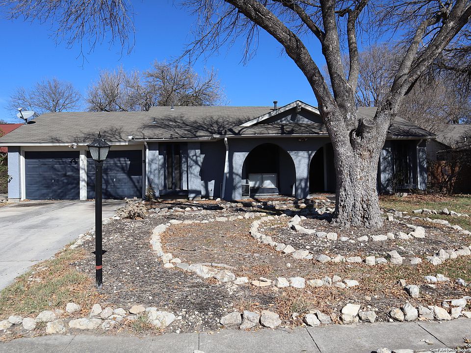 1st image of 6611 LAKE GLEN ST