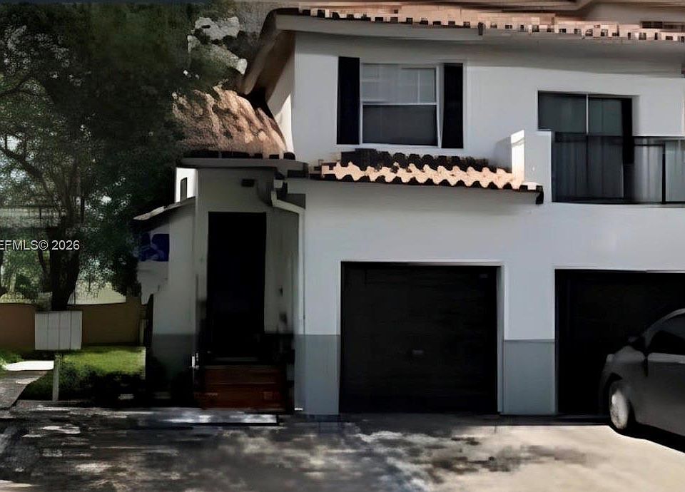 1st image of 705 SW 148th Ave APT 202