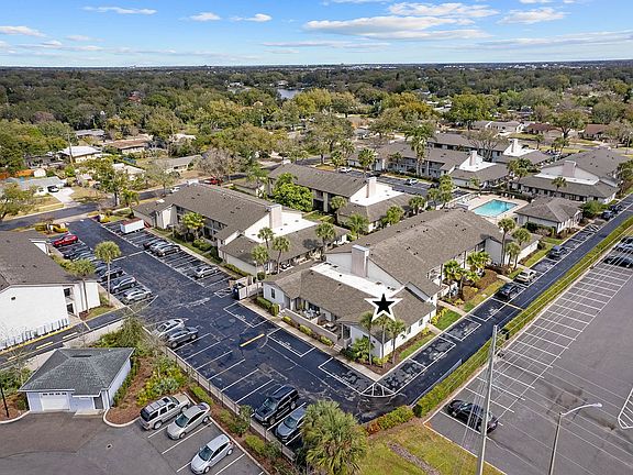 3rd image of 3162 Plaza Terrace Dr #3162