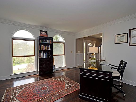 3rd image of 1717 Cottontail Dr