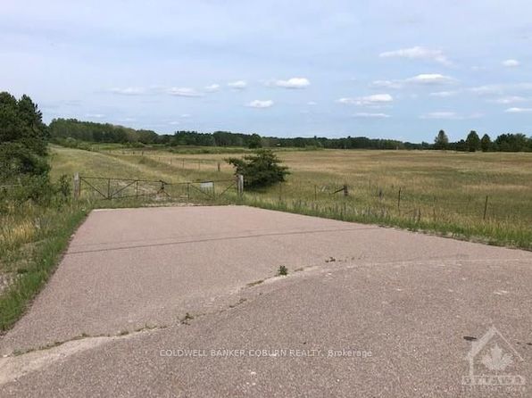 15758 Highway 17, Ottawa, ON K7S 3G7