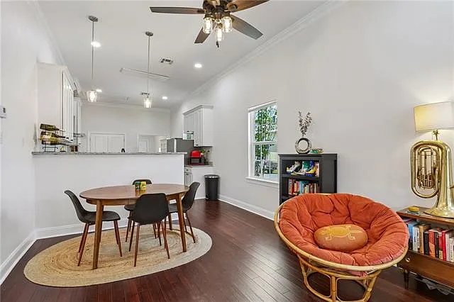 1131 N Roman St — Photo 4