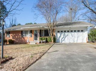 312 Hiawatha Dr, Little Rock, AR 72205