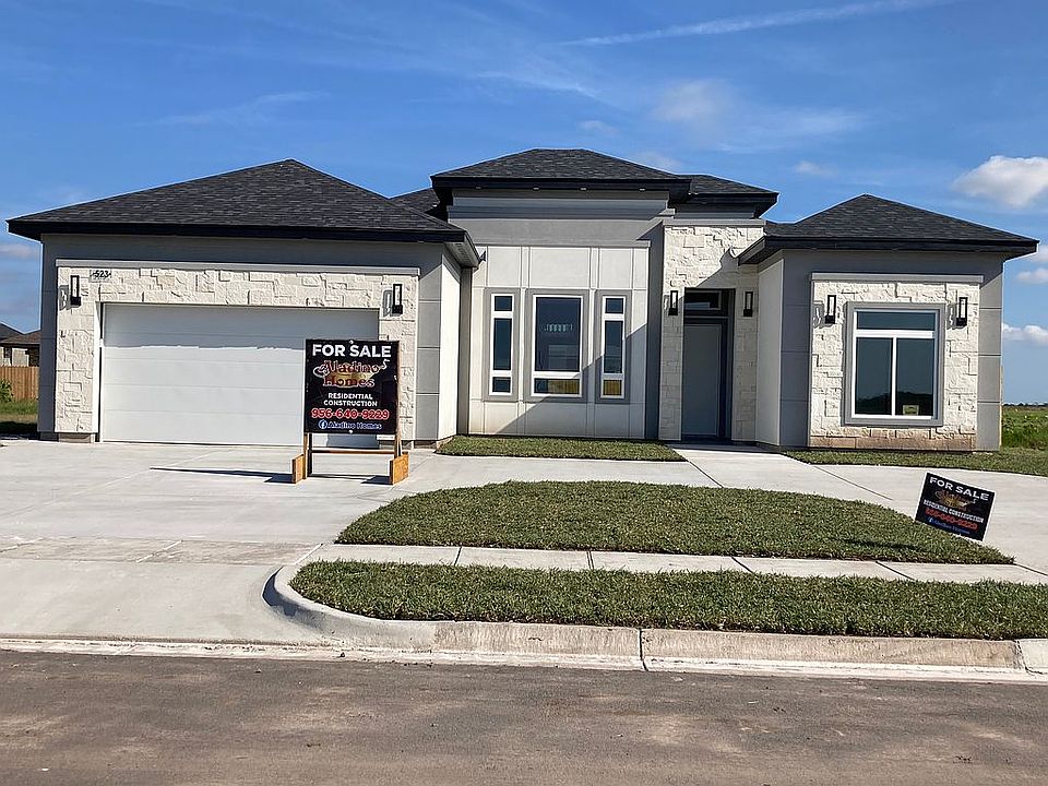 1st image of 523 Oriole Dr
