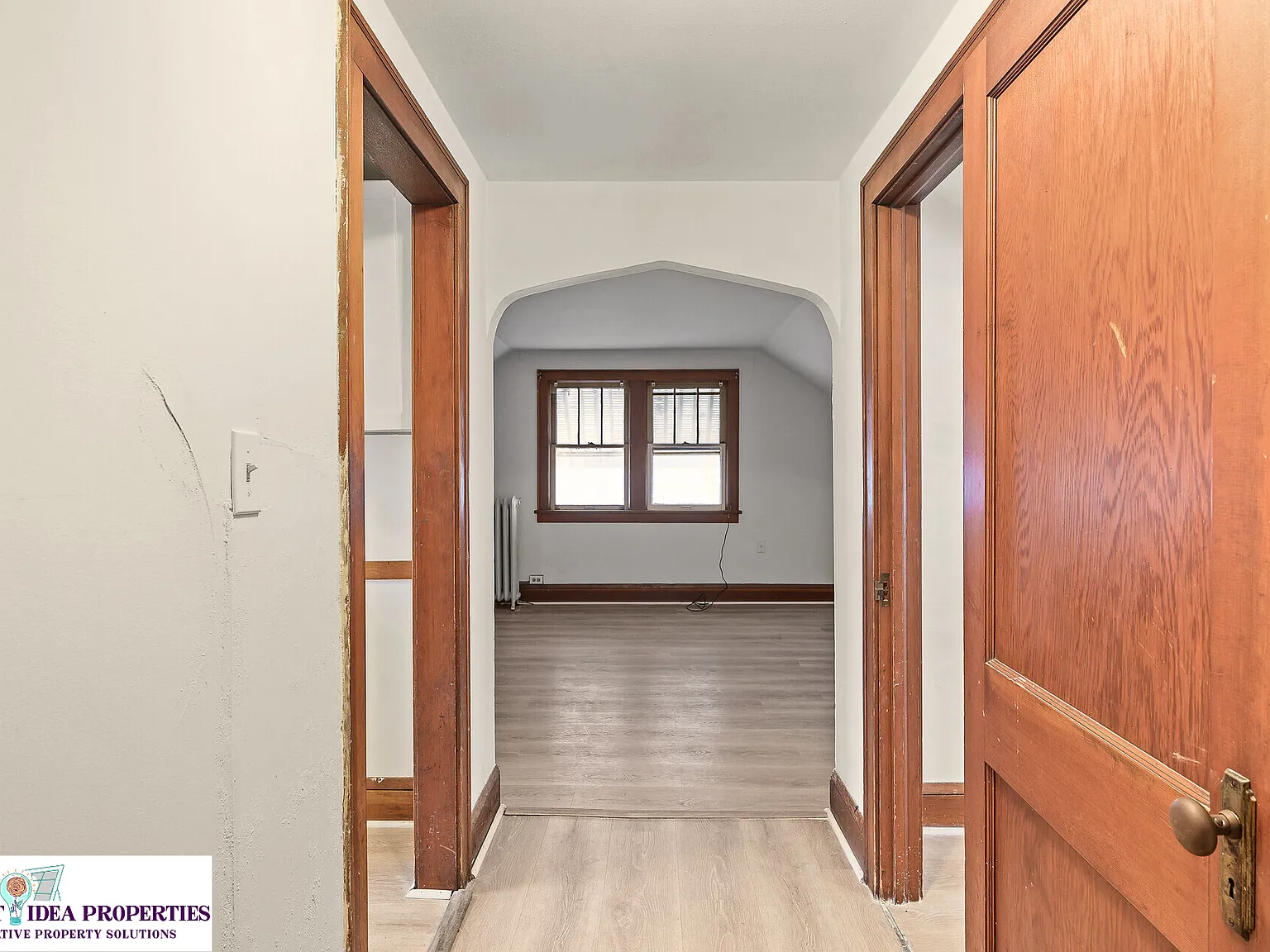 969 Lawson - 2 — Photo 4
