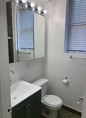 Rented by Mossanen Group | media 18