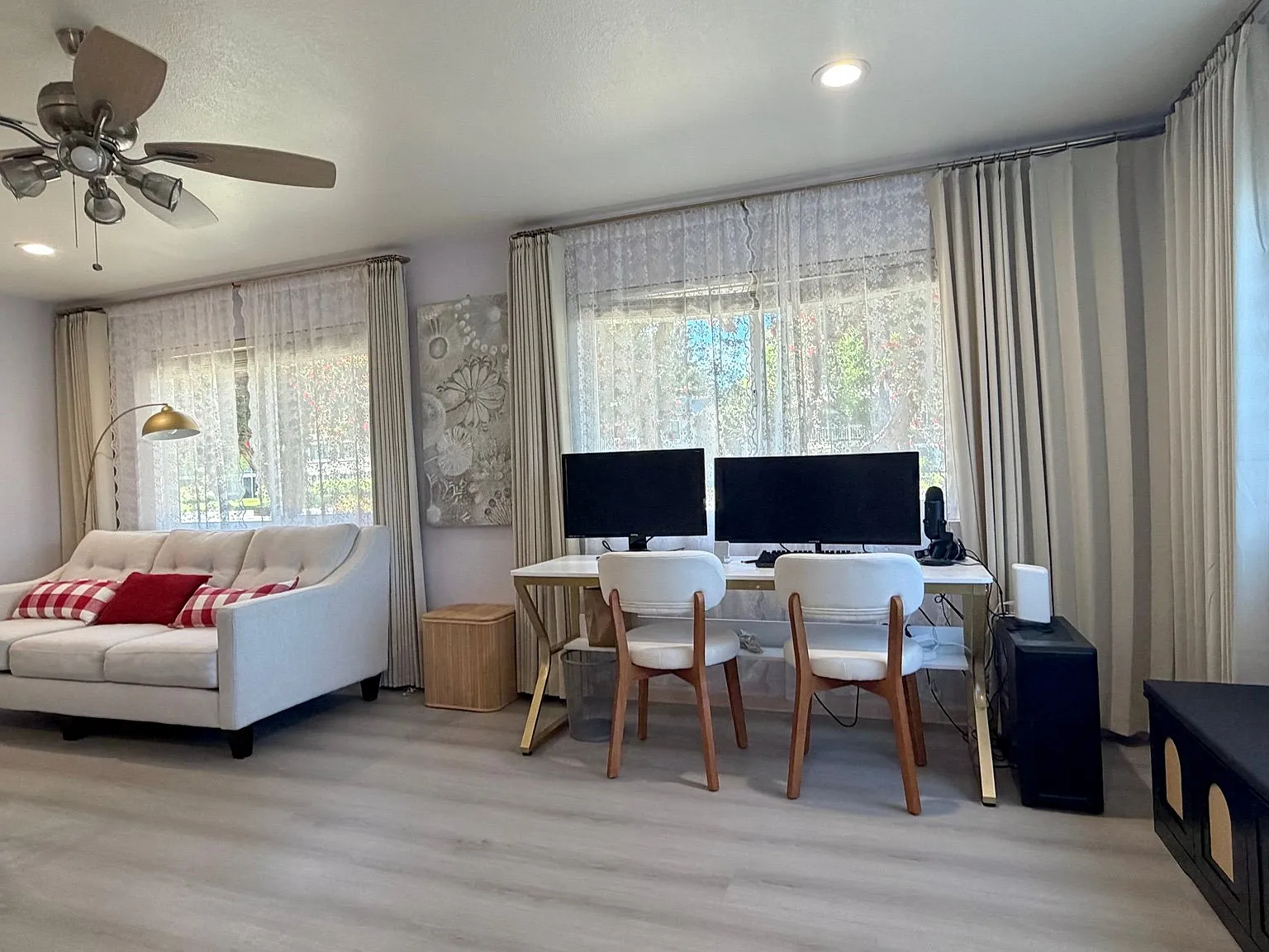 Beautiful Furnished Bedroom With Walk-In Closet In Fremont (94536) — Photo 3