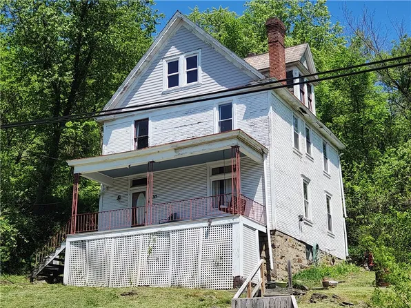 314 3rd St, Webster, PA 15087
