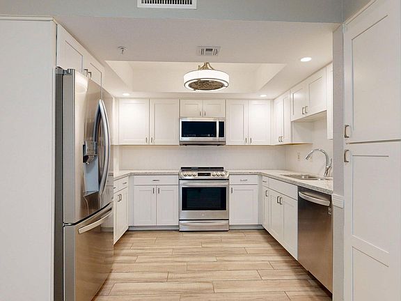 4th image of 4200 N Miller Rd Unit 309
