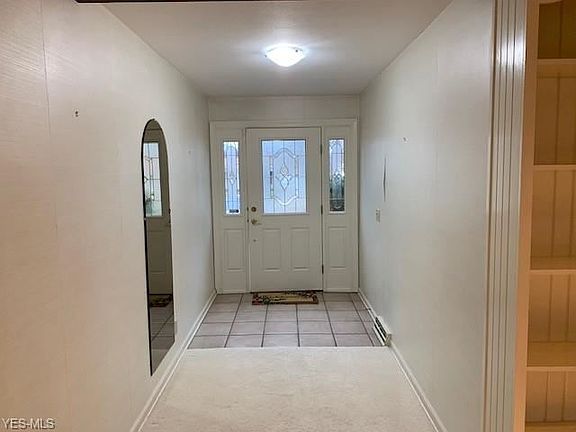 4th image of 106 Blue Hill Ln