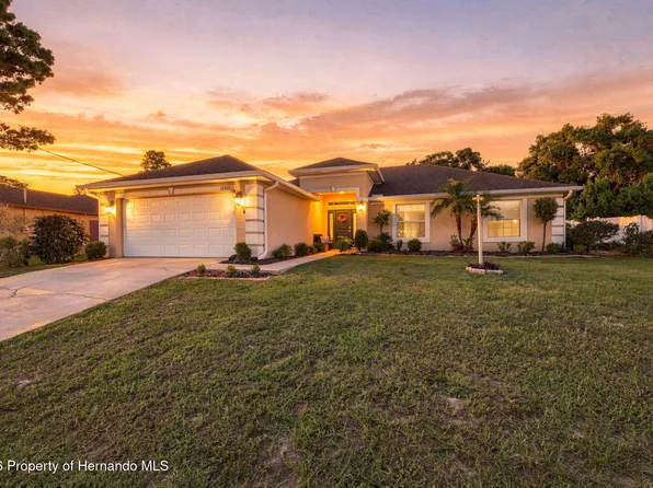 12411 Talpa St, Spring Hill, FL 34608