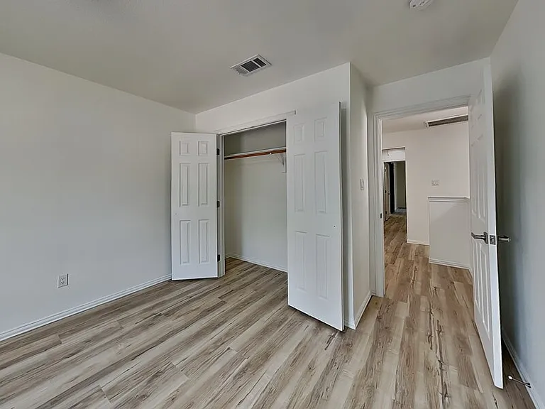 807 Fenet St #B — Photo 11