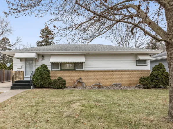 5025 Washington St NE, Columbia Heights, MN 55421