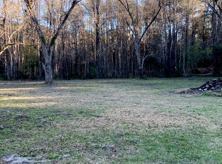 1135 Springwood Rd, Pineville, SC 29468