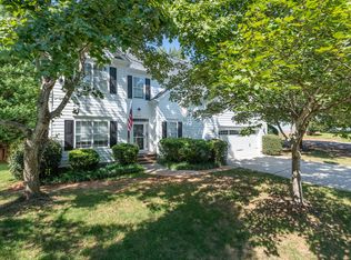 6211 Rosebriar Ln, Charlotte, NC 28277