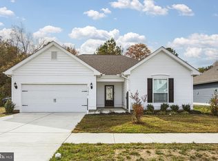 17074 Rollins Rd, Bowling Green, VA 22427