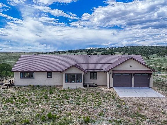 3rd image of 1610 Timber Ridge Rd