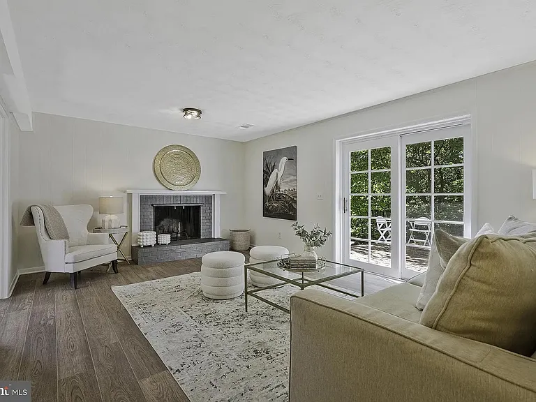 8009 Lewinsville Rd — Photo 21