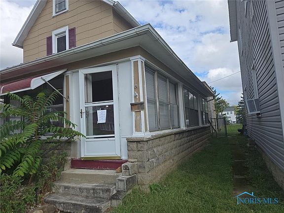2nd image of 115 Schonhardt St