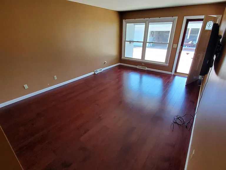 210 Bacon Ave — Photo 8