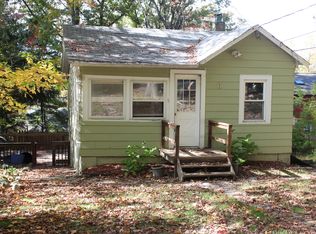 6 Flanders Rd, Hewitt, NJ 07421