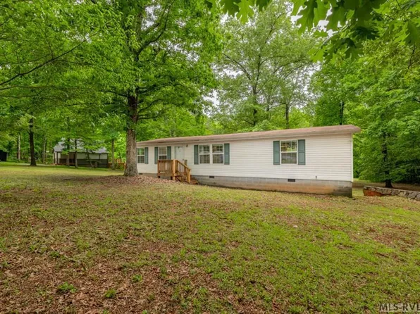 432 Beechwood Dr, Bracey, VA 23919