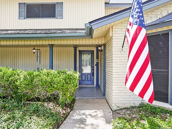 4th image of 2718 Marlborough