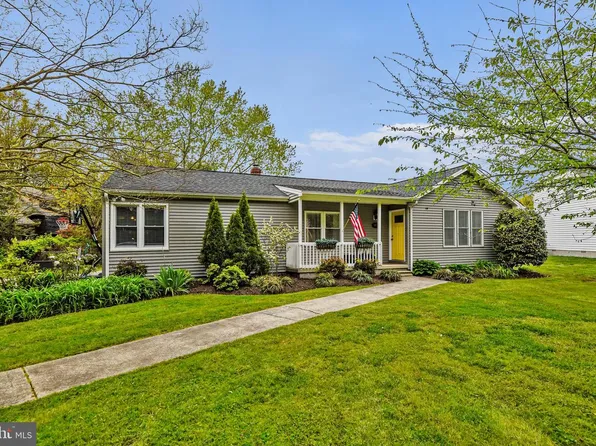 902 Thompson Creek Rd, Stevensville, MD 21666