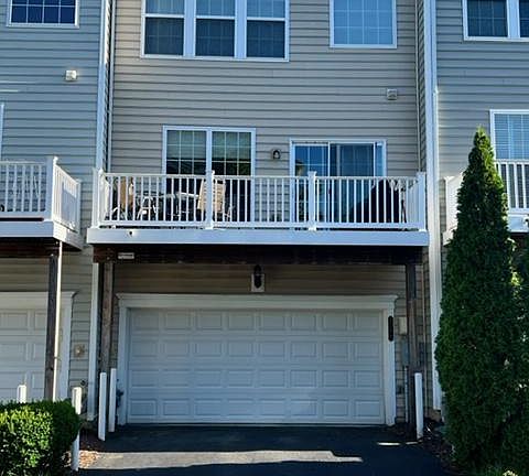 3rd image of 2190 Oberlin Dr #308A