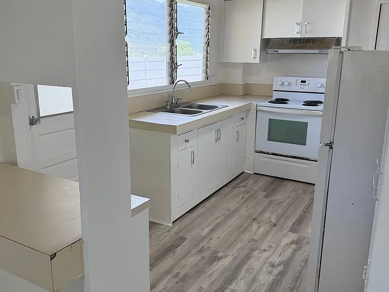 716 Kapaia St — Photo 2