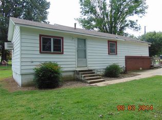 913 Ash St, Clarksville, AR 72830