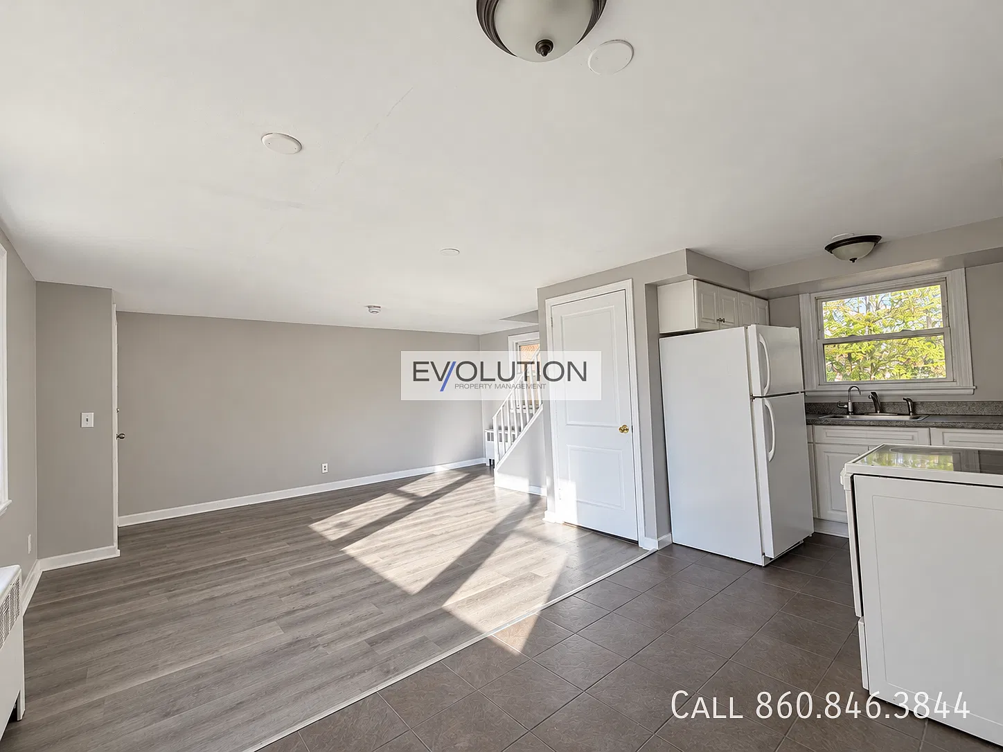 2 bed, 1100 sqft, $1,800 — Photo 3