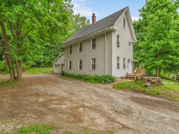 26 Island Avenue, Orono, ME 04473