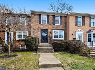 546 Windover Ave NW, Vienna, VA 22180