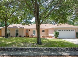 2022 Castille Dr, Dunedin, FL 34698