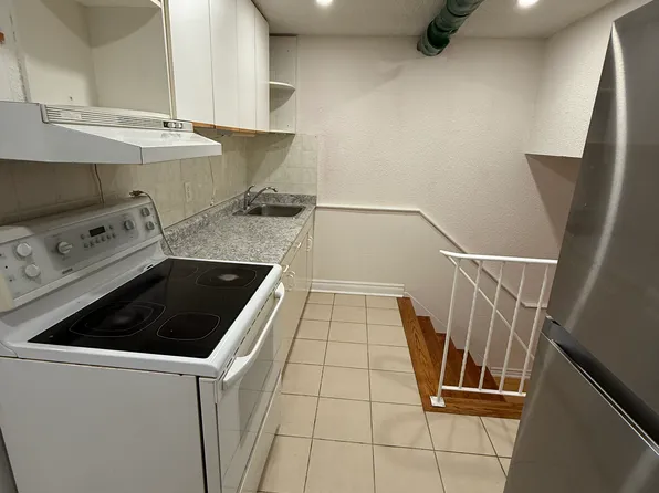 (undisclosed Address), Mississauga, ON L5L 2L5