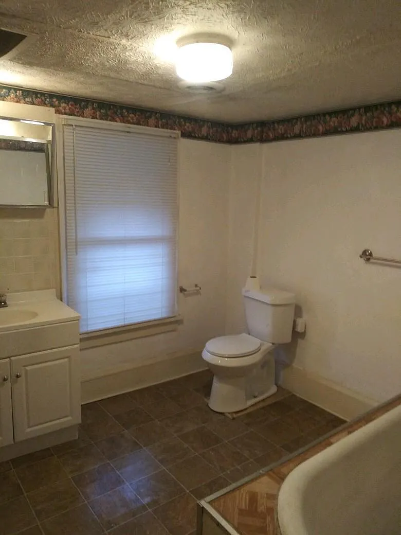 2 bed, 1583 sqft, $680 — Photo 3