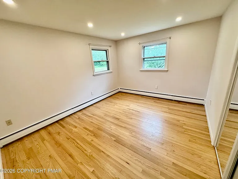 1111 Hillcrest Dr — Photo 12